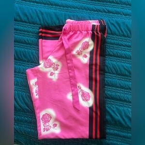 VICTORIA’S SECRET Women’s Pink Rose Black/Red Stripe Pajama Pants Size Medium